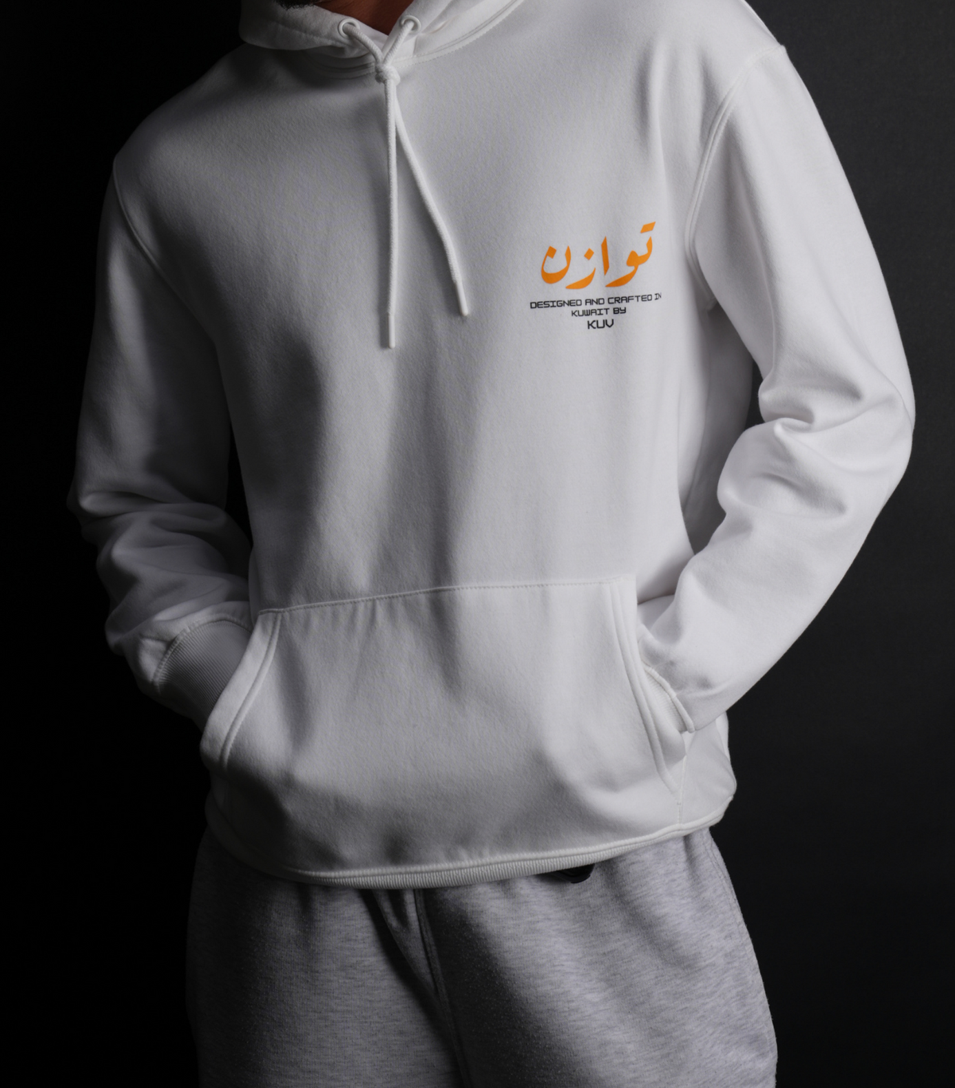توازن hoodie